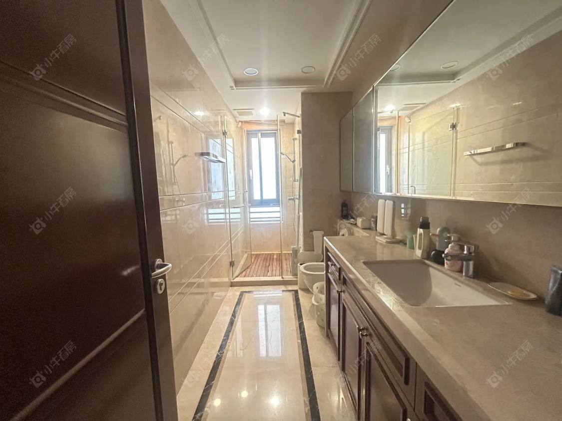 上海建发江湾萃在售二手房源小区图_小牛看房