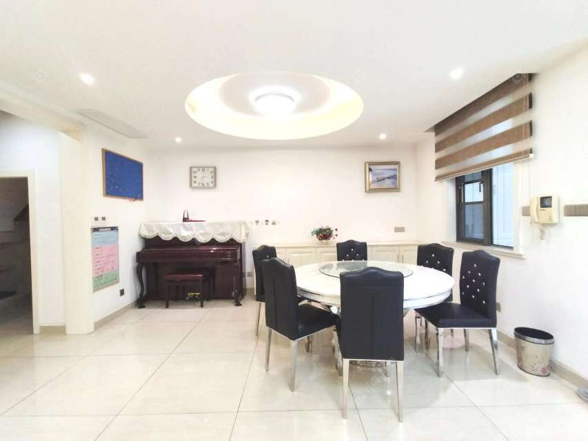 上海万科四季花城111弄别墅区在售二手房源小区图_小牛看房