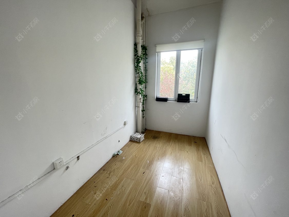 上海美兰湖别墅在售二手房源小区图_小牛看房