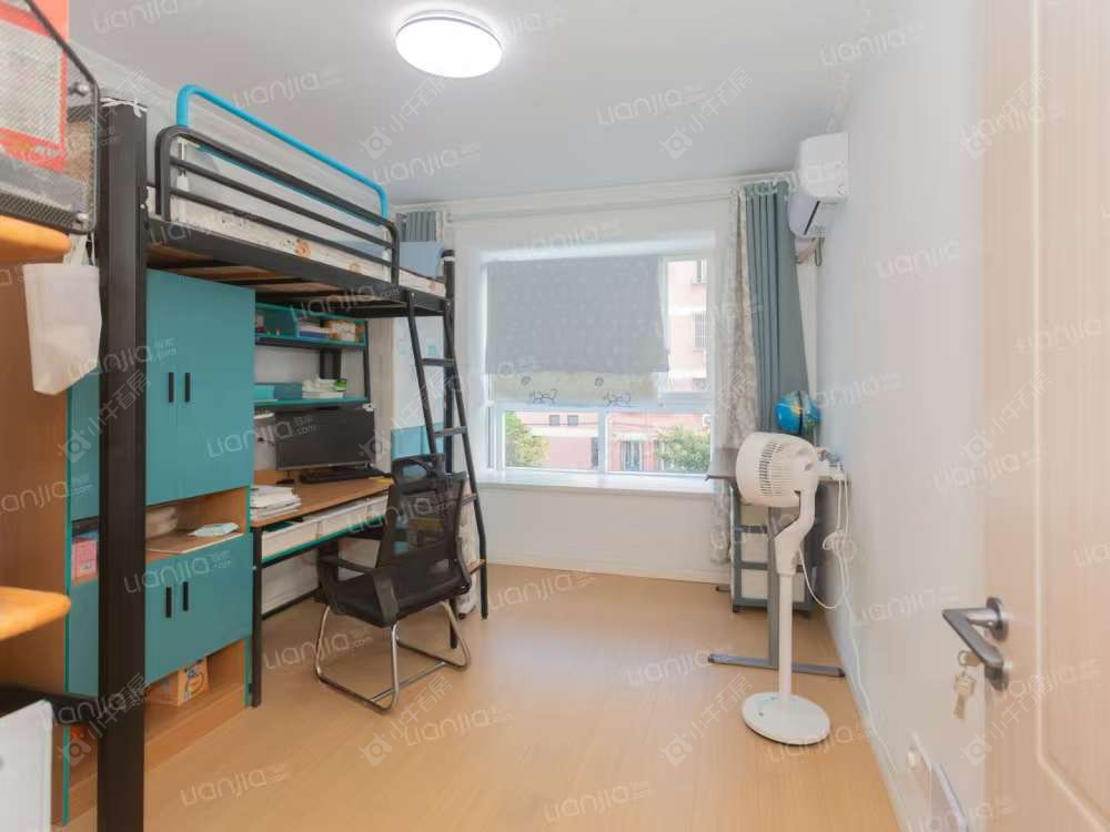 上海绿地御桥苑在售二手房源小区图_小牛看房