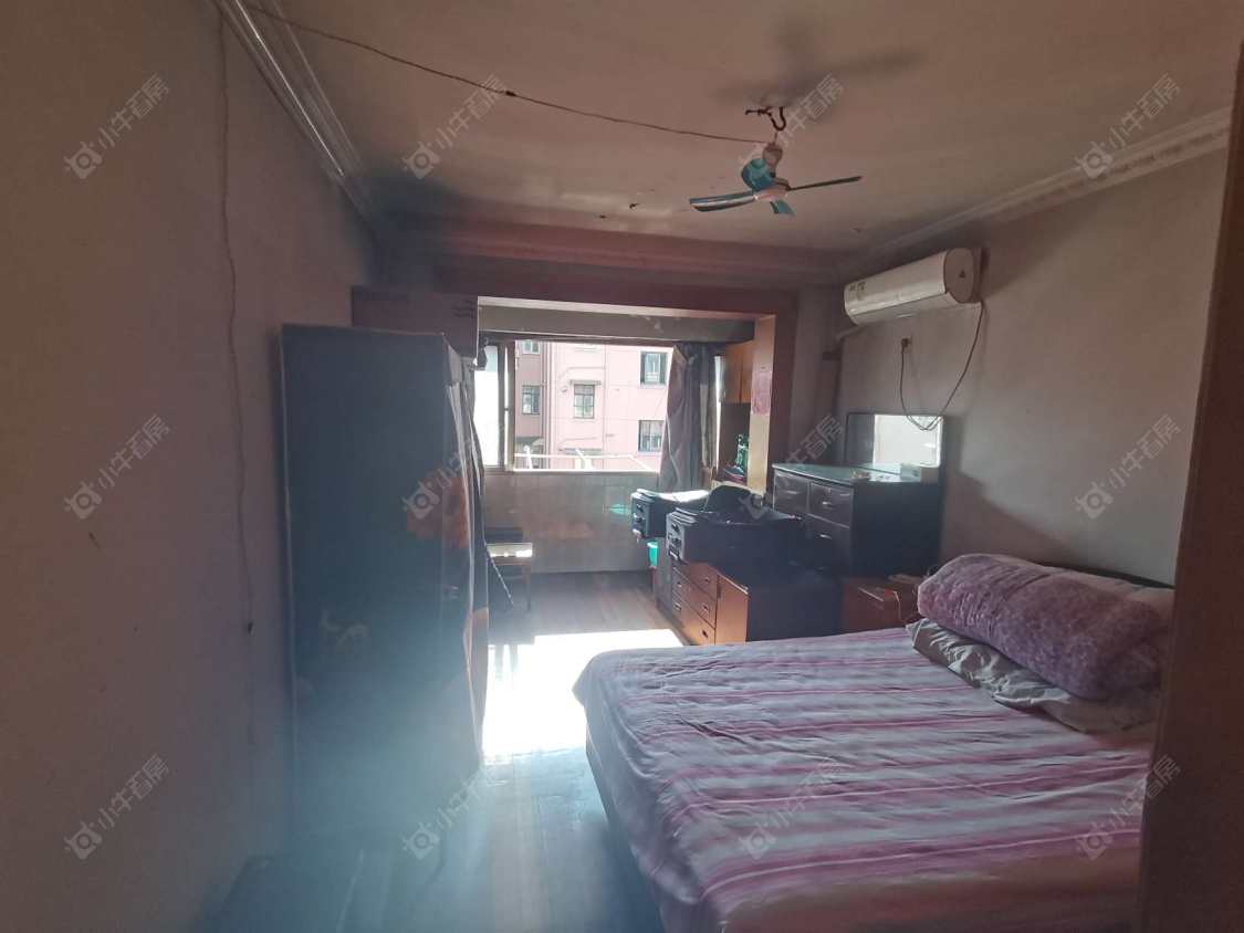 上海由由四村在售二手房源小区图_小牛看房