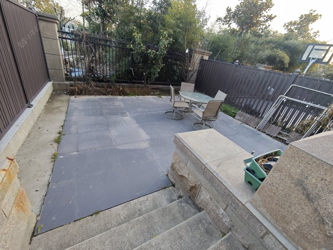 上海长泰东郊御园别墅区在租房源小区图_小牛看房