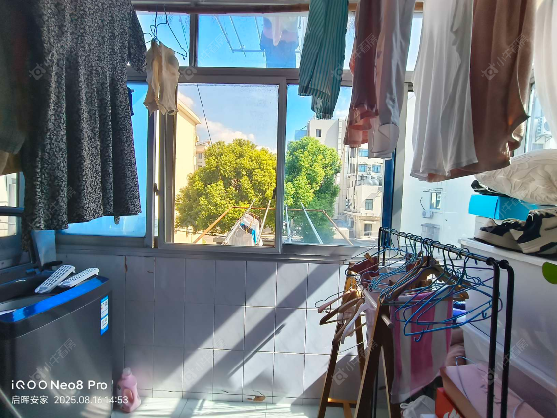 上海杨泰三村东区在售二手房源小区图_小牛看房