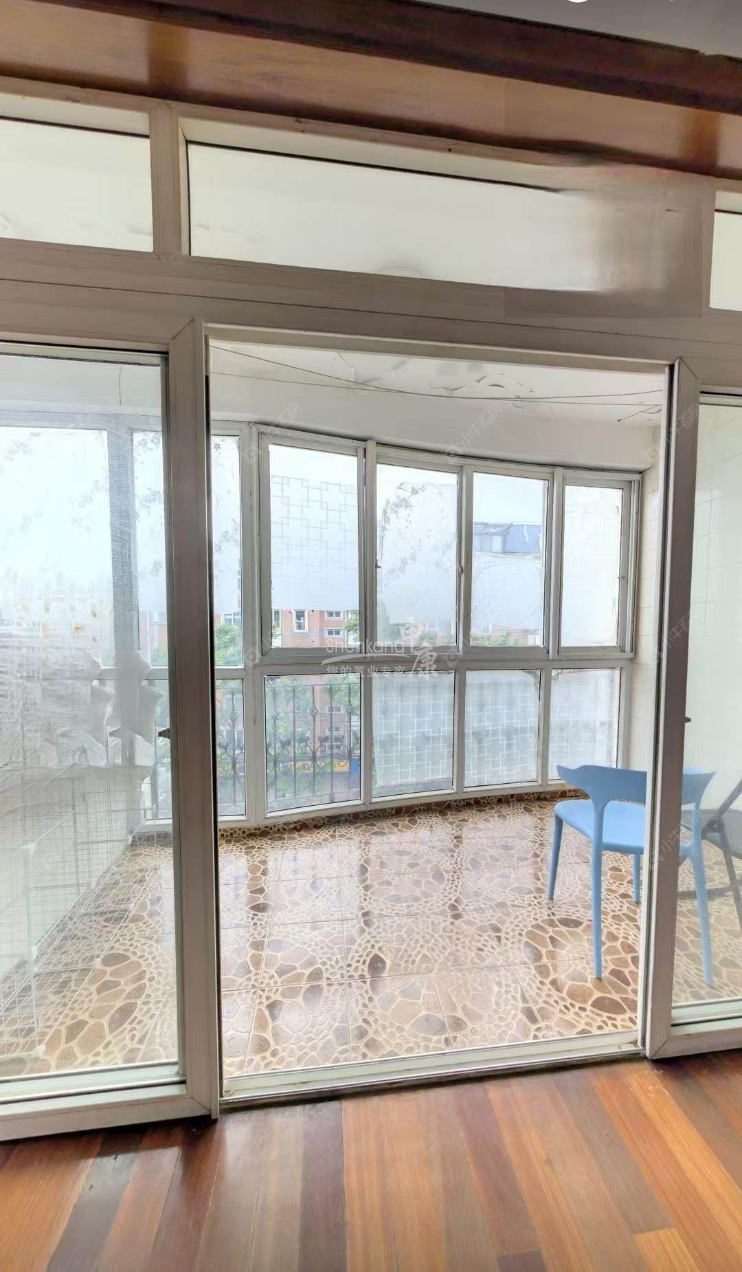 上海宏莲馨苑在售二手房源小区图_小牛看房