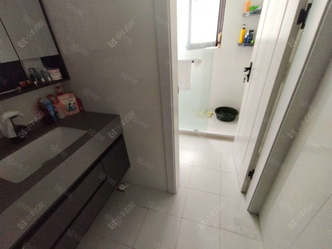 上海万业紫辰苑在售二手房源小区图_小牛看房