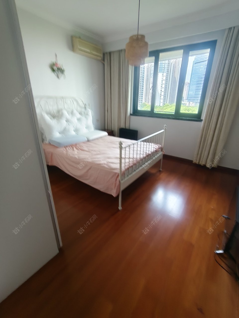 上海仁恒滨江园一二期在租房源小区图_小牛看房