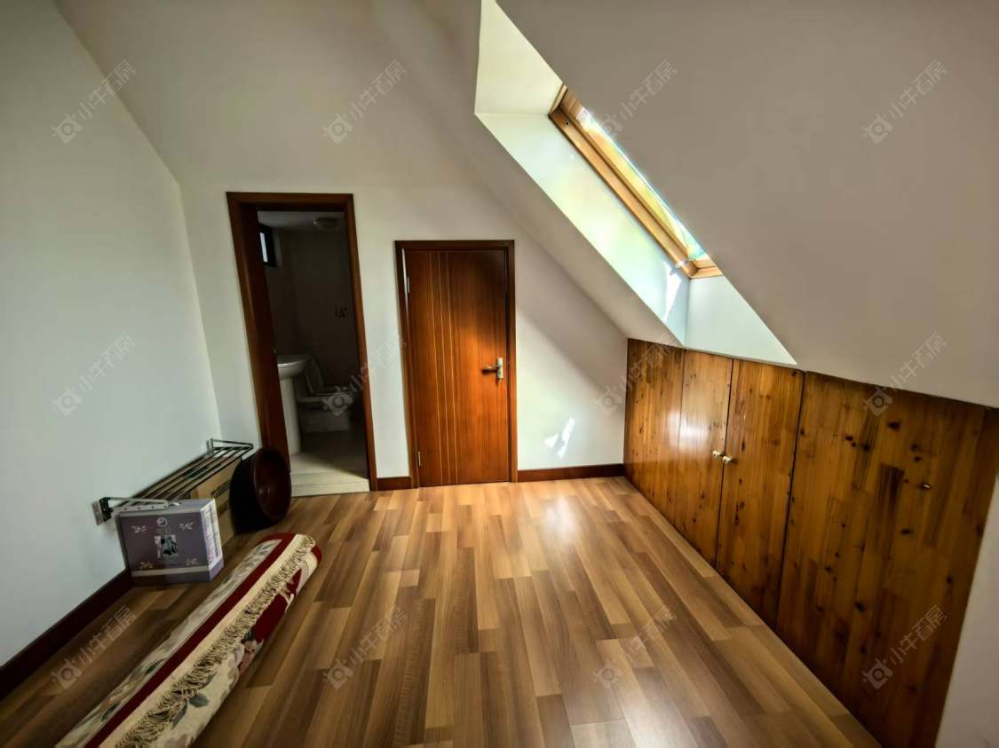 上海幸福小镇明丰绿都在售二手房源小区图_小牛看房