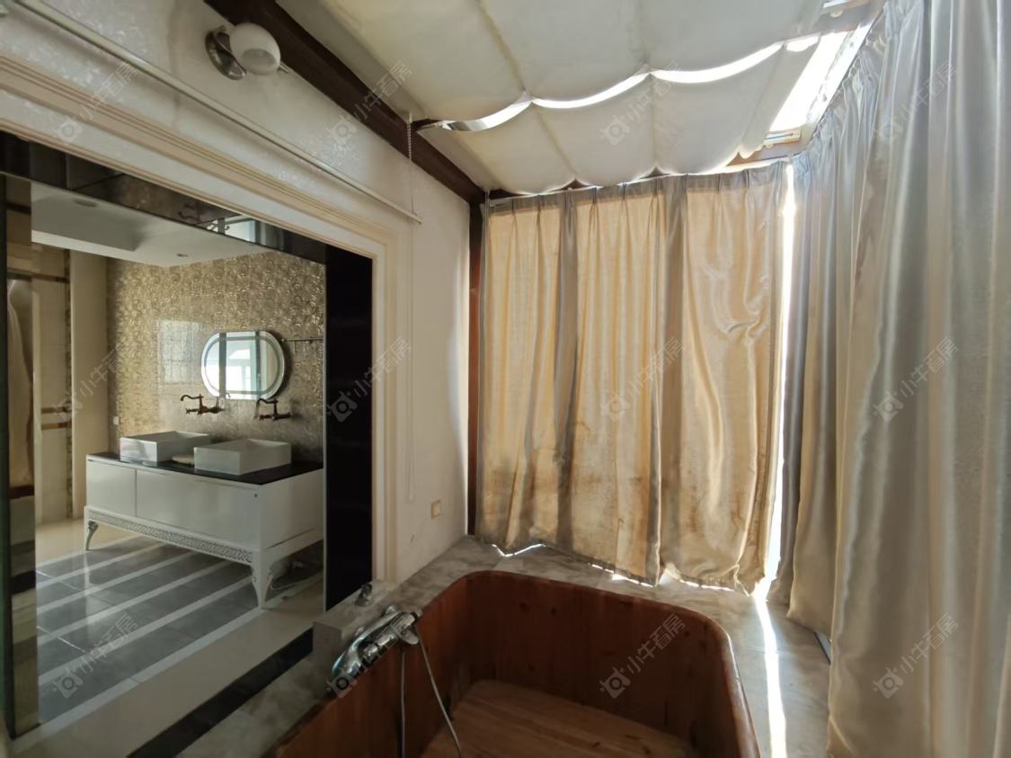 上海爱法奥朗新庄园在售二手房源小区图_小牛看房