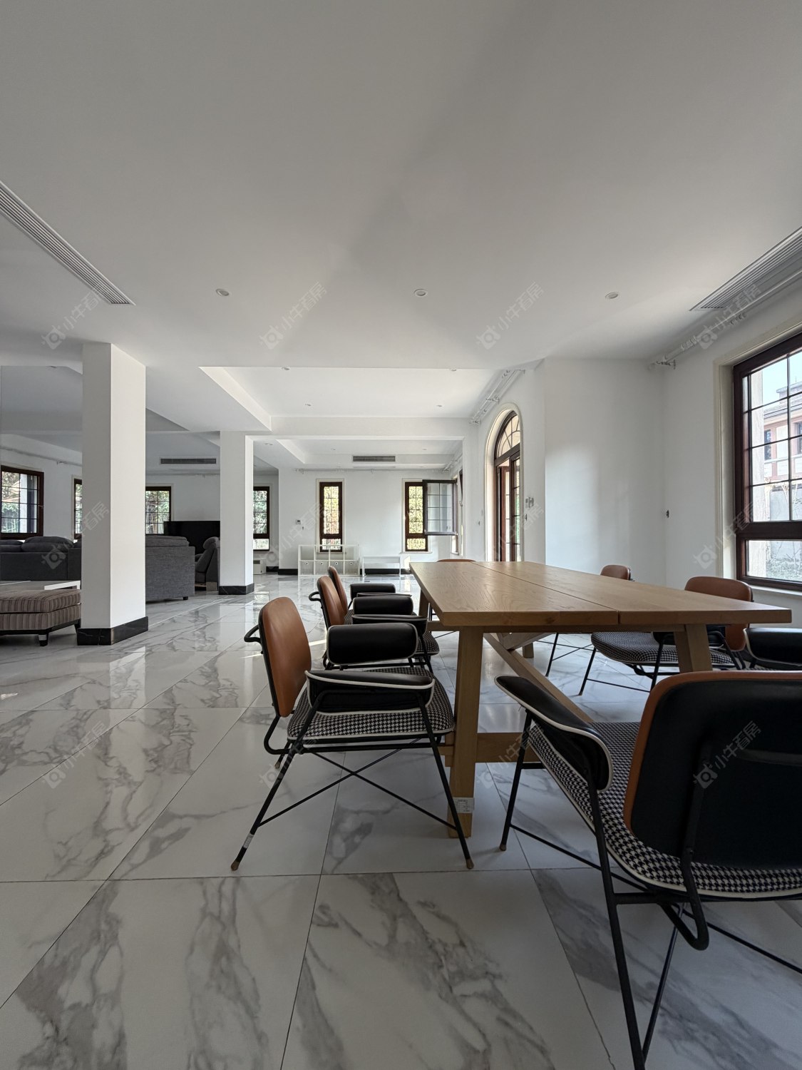 上海圣堡别墅在租房源小区图_小牛看房