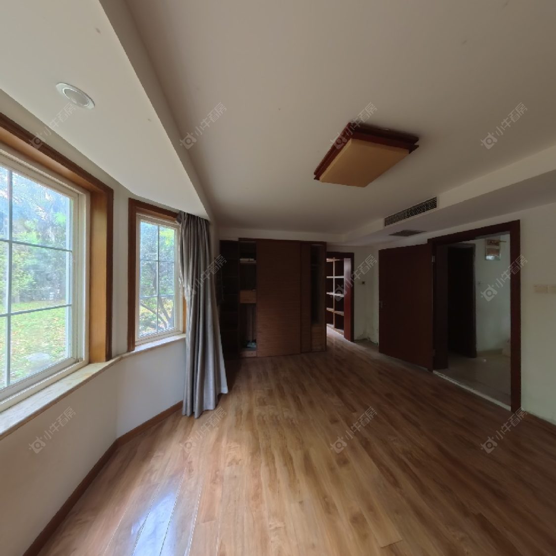 上海东方夏威夷在售二手房源小区图_小牛看房