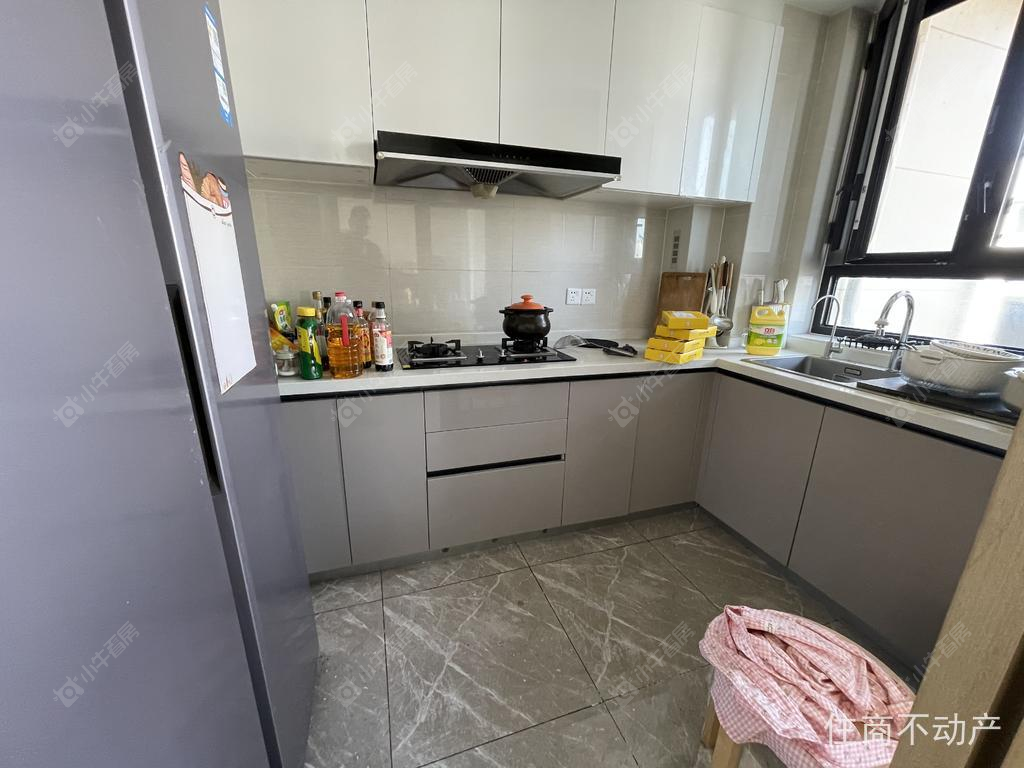 上海保利云上澄光在售二手房源小区图_小牛看房