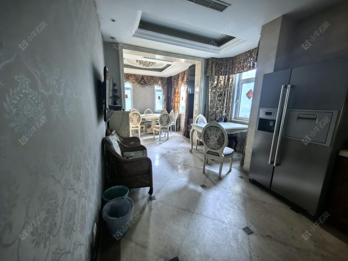 上海美兰湖别墅在售二手房源小区图_小牛看房