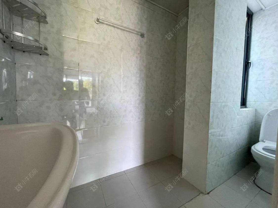 上海顺驰美兰湖在售二手房源小区图_小牛看房