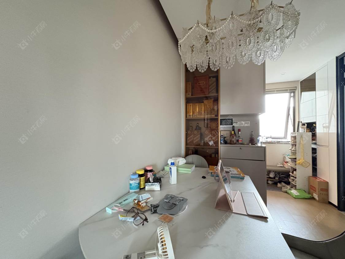 上海上实海上菁英一期在售二手房源小区图_小牛看房