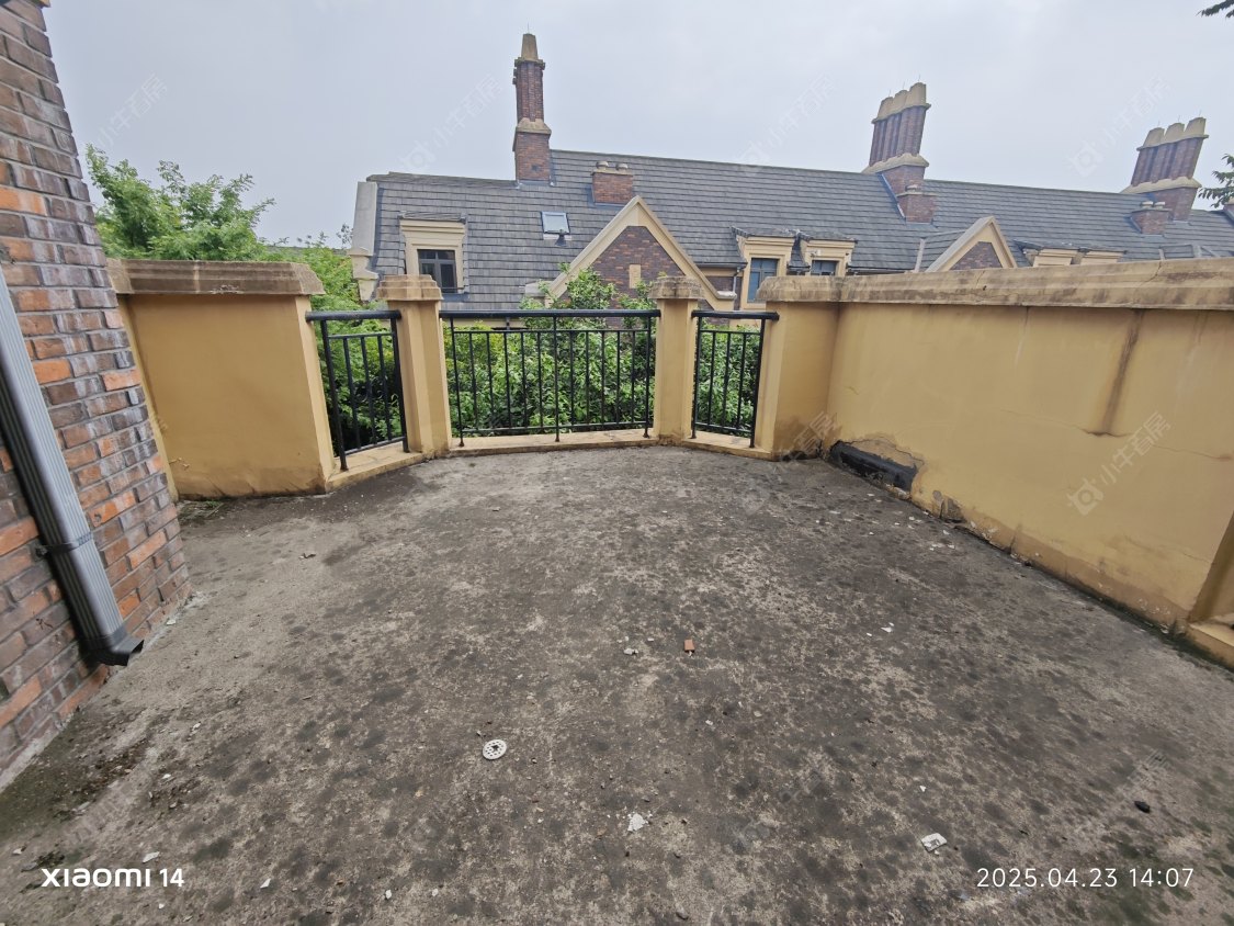 长泰东郊御园别墅区房源 上海长泰东郊御园别墅区在售二手房源_小牛看房