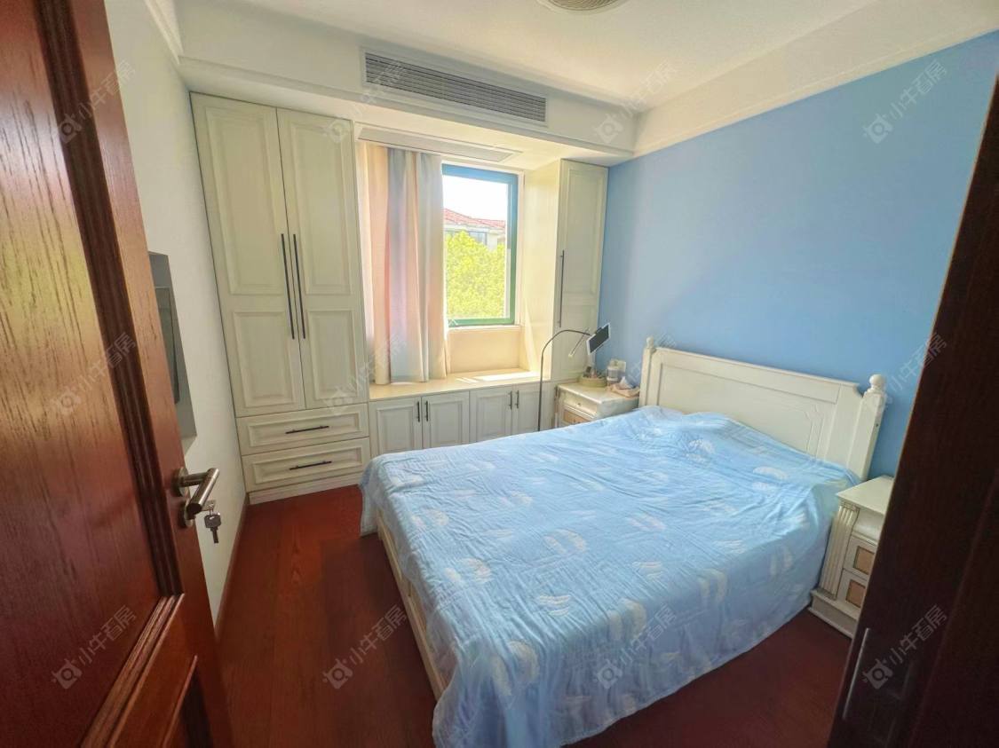 上海美兰湖颐景园在售二手房源小区图_小牛看房