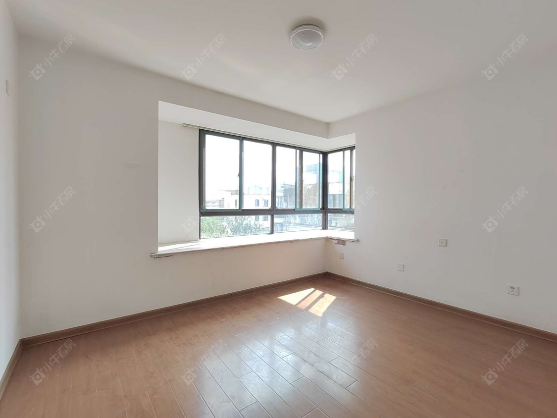 上海菊泉新城爱建顾园东区在售二手房源小区图_小牛看房