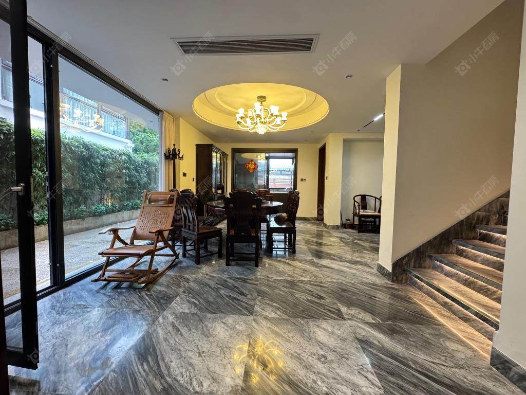 上海东方庭院（别墅）在售二手房源小区图_小牛看房