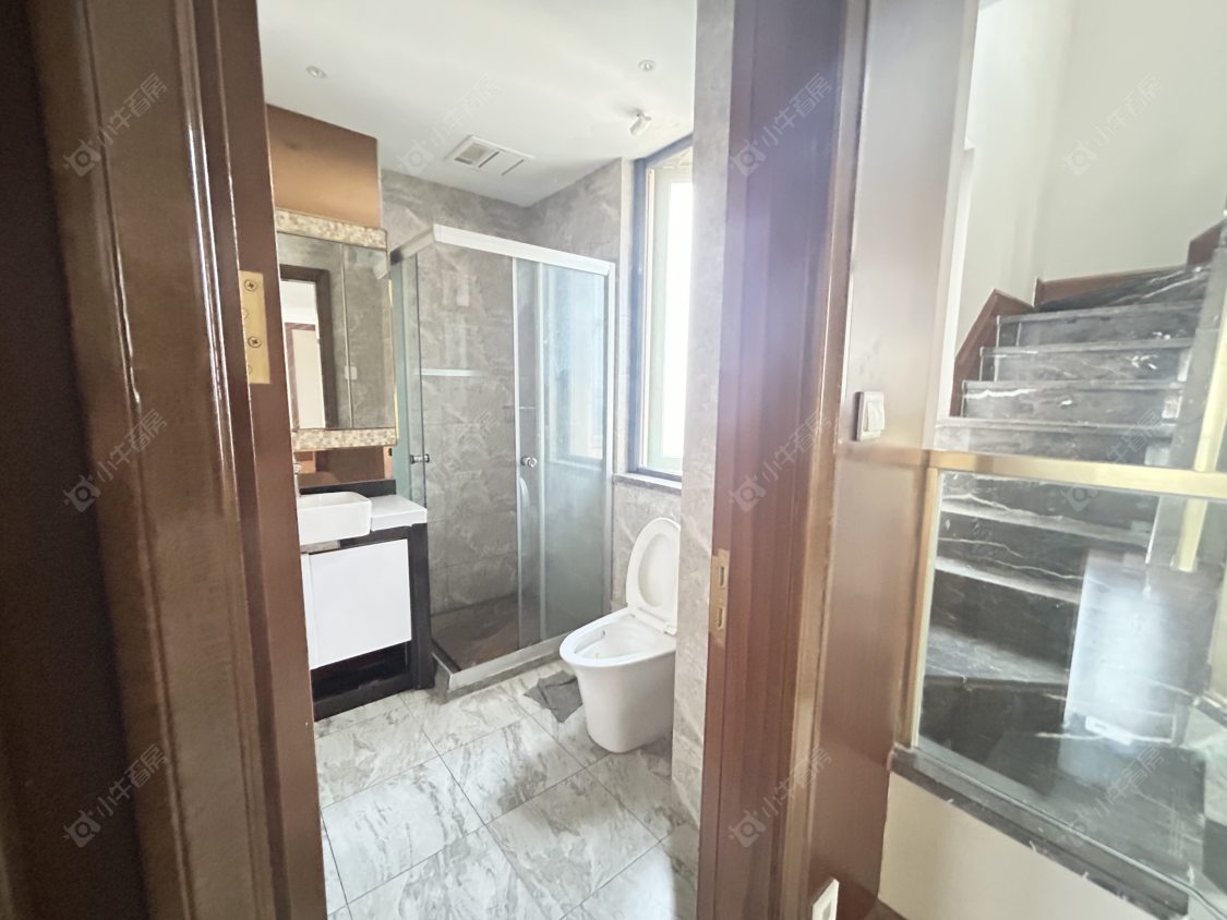 上海恒大御澜庭3800弄在售二手房源小区图_小牛看房