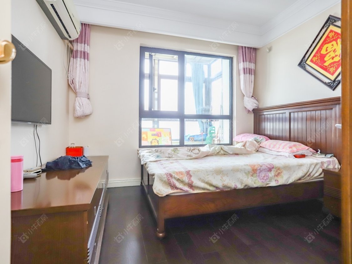 上海泰禾红御在售二手房源小区图_小牛看房