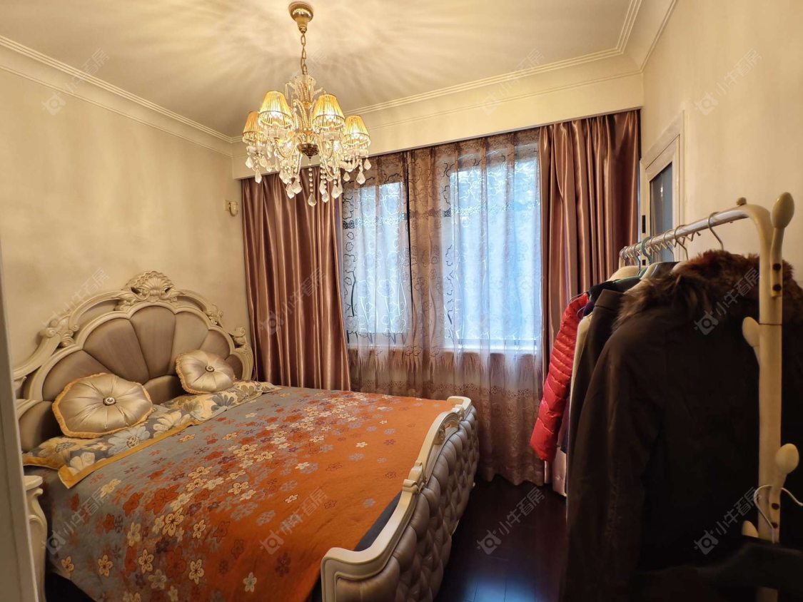 上海万科琥珀臻园别墅区在售二手房源小区图_小牛看房