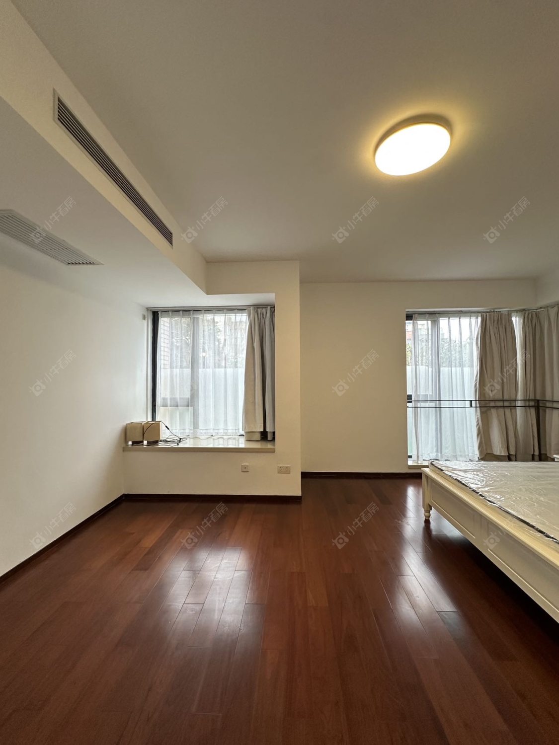 上海凯德林茵湖畔东区在售二手房源小区图_小牛看房