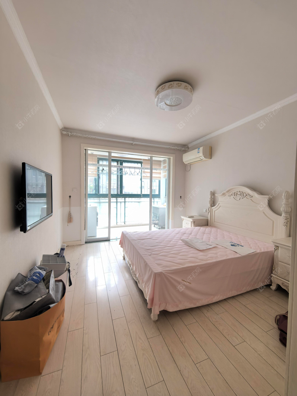 上海美兰湖颐景园在售二手房源小区图_小牛看房