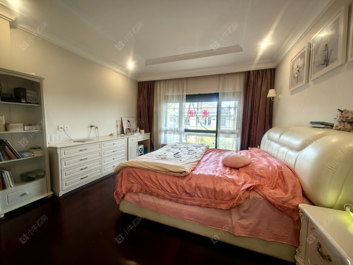 上海万科琥珀臻园在售二手房源小区图_小牛看房