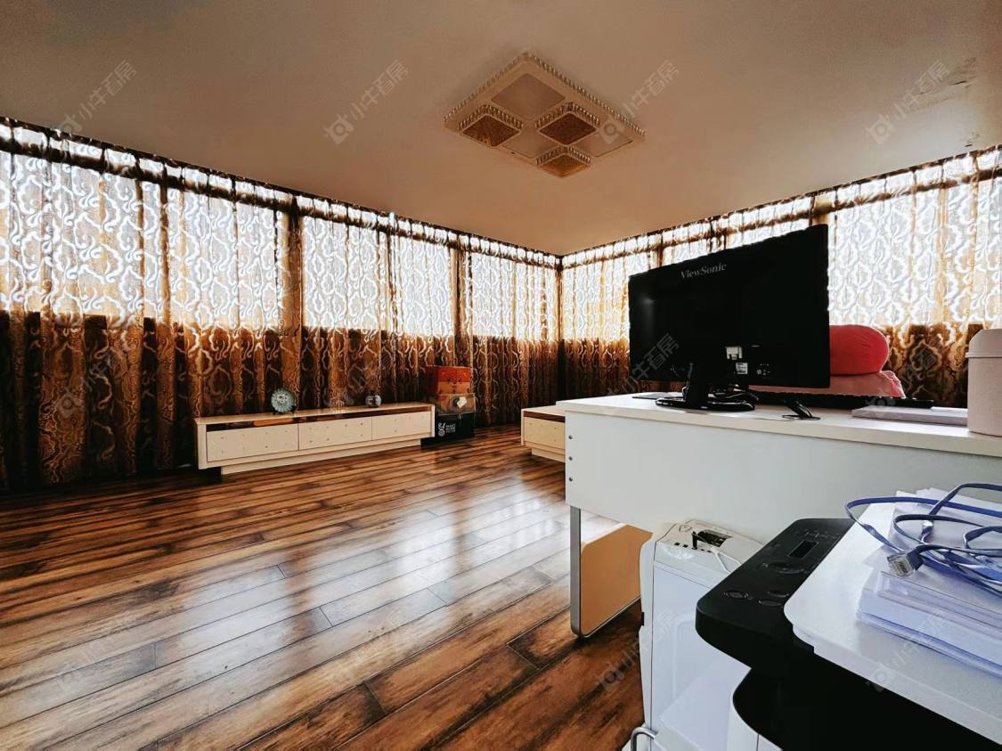 上海美兰湖岭域在售二手房源小区图_小牛看房