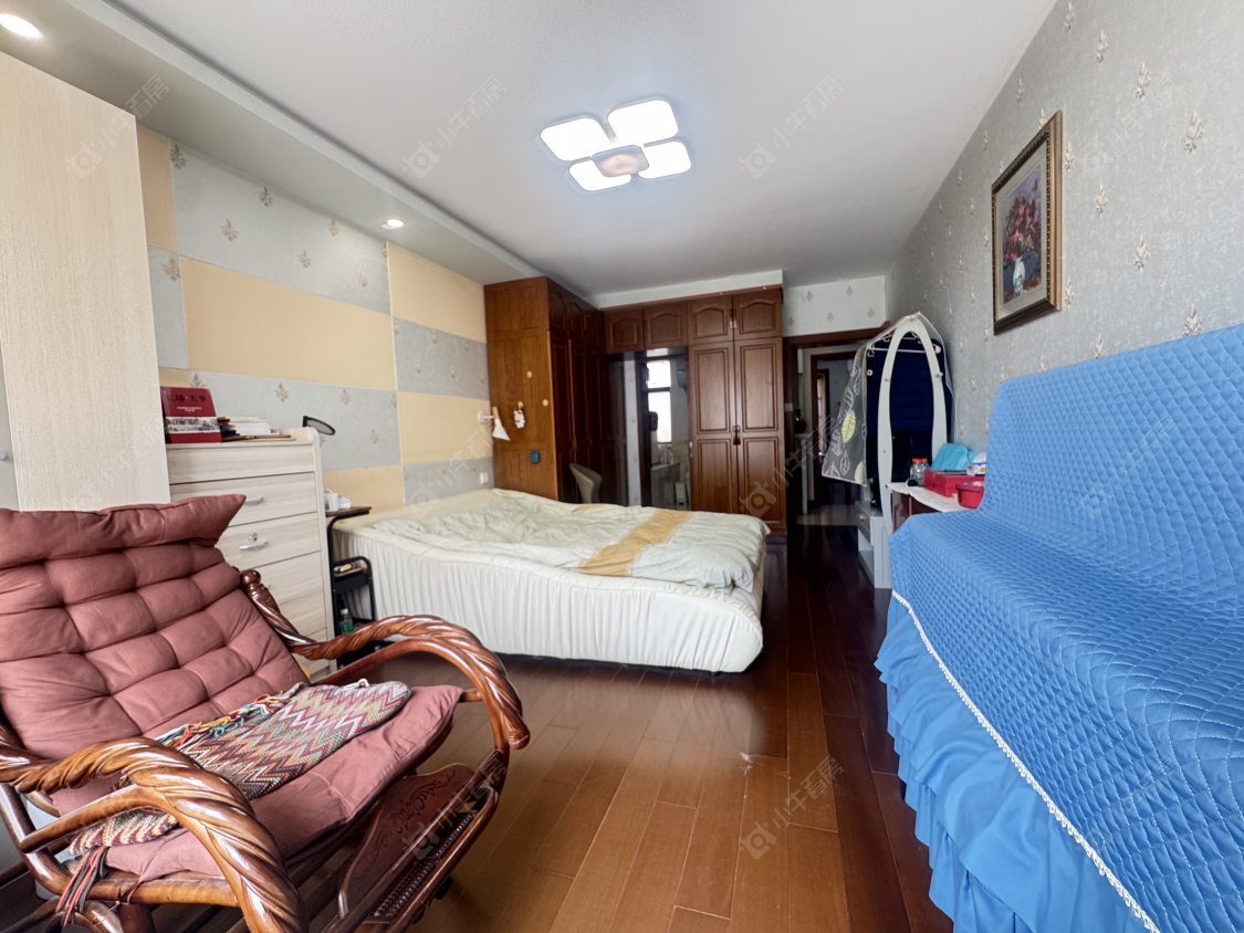 上海万科假日风景二期在售二手房源小区图_小牛看房