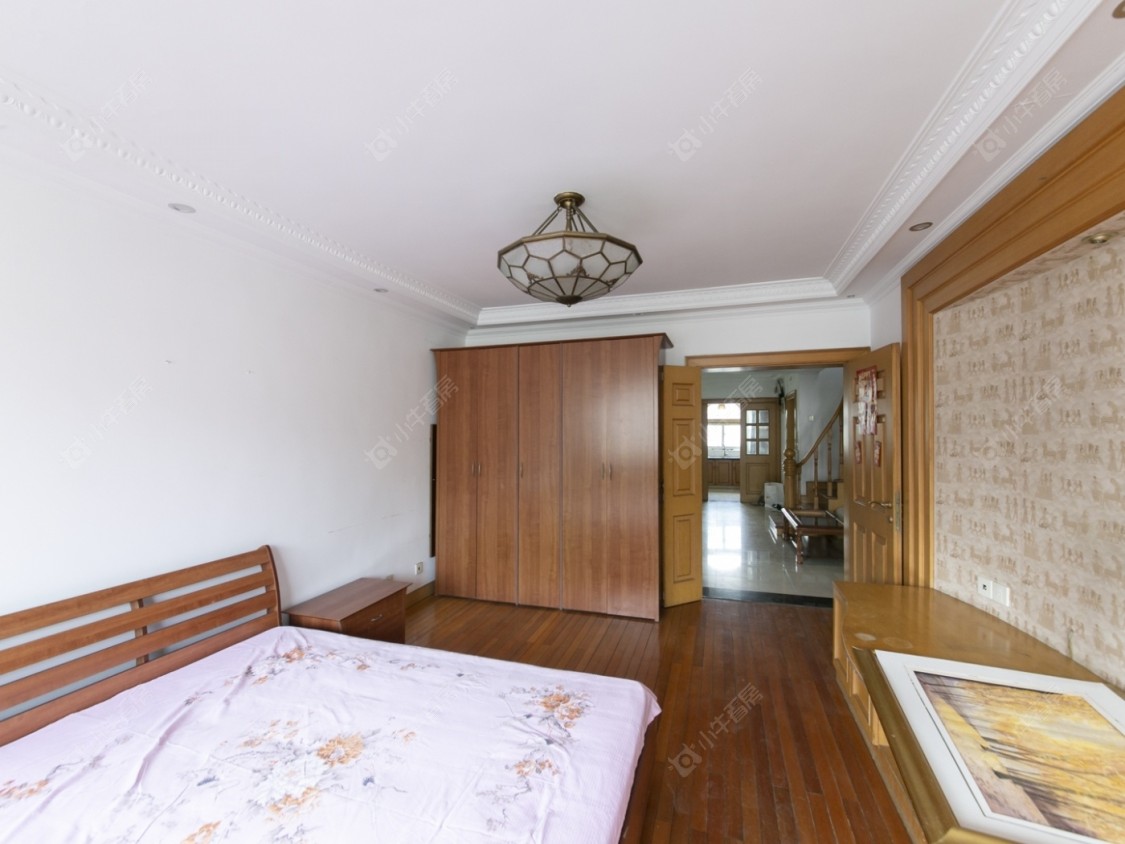 上海昌里都市庭院在售二手房源小区图_小牛看房