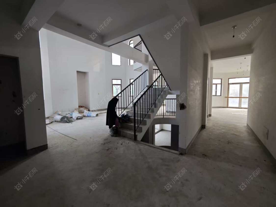 上海爱法奥朗新庄园在售二手房源小区图_小牛看房