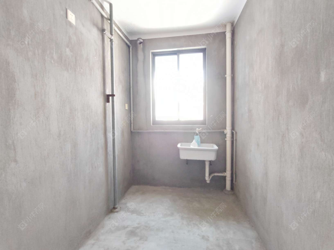 上海菊泉新城爱建顾园东区在售二手房源小区图_小牛看房