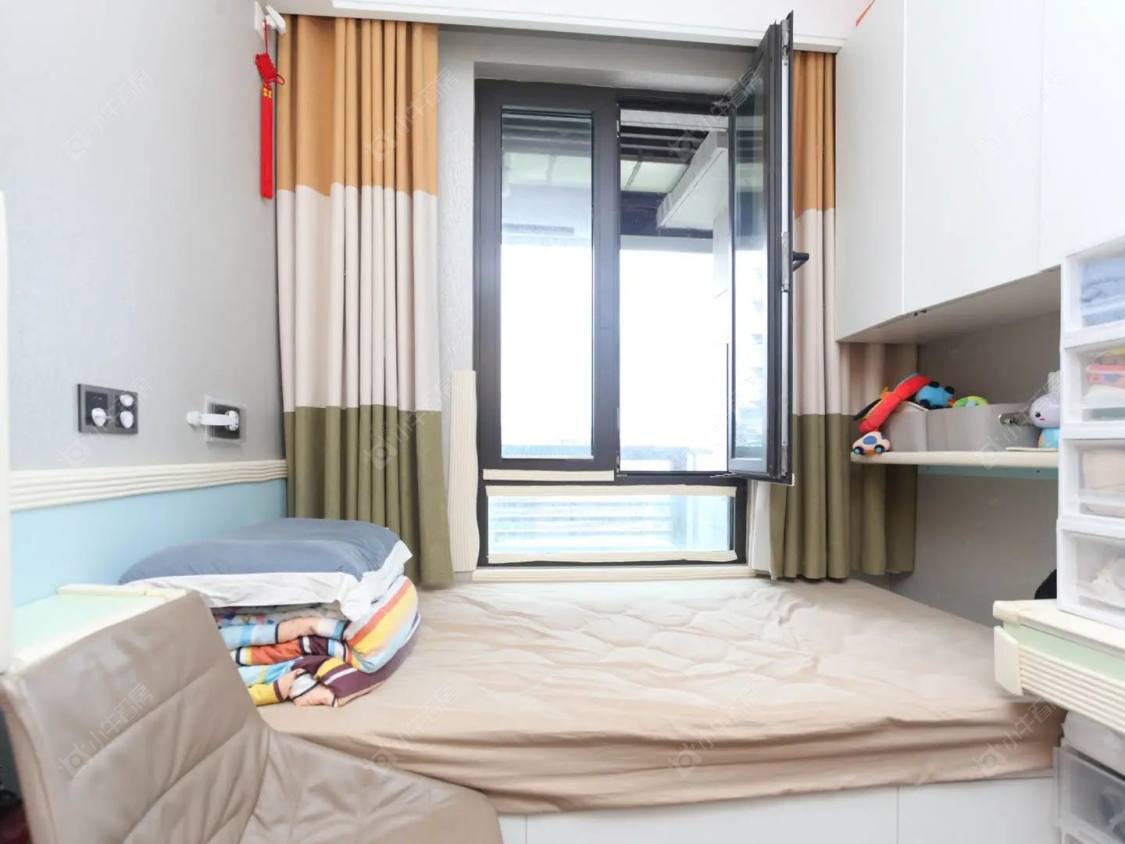 上海阳光城滨江悦在售二手房源小区图_小牛看房