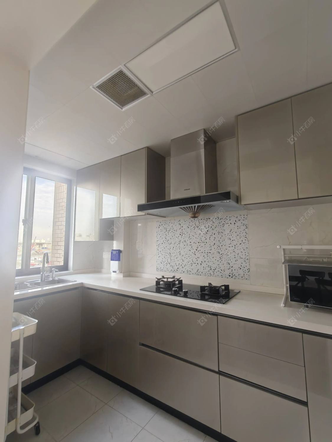 上海万业紫辰苑在售二手房源小区图_小牛看房