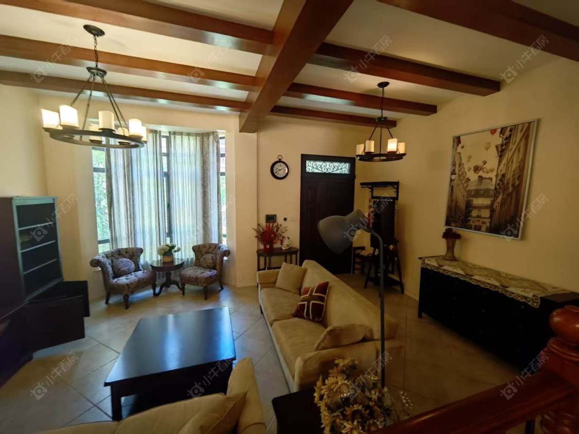 上海长泰东郊御园别墅区在租房源小区图_小牛看房