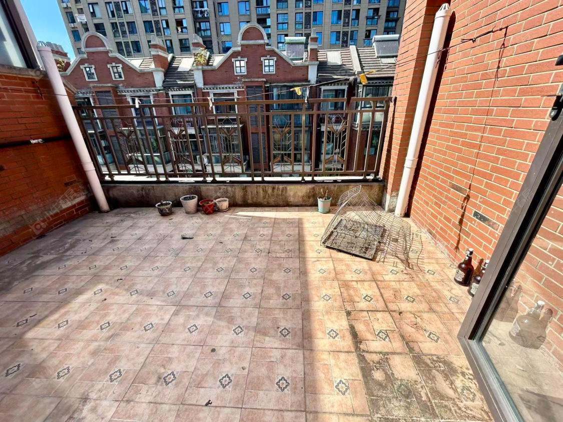 上海绿地海域笙晖在售二手房源小区图_小牛看房