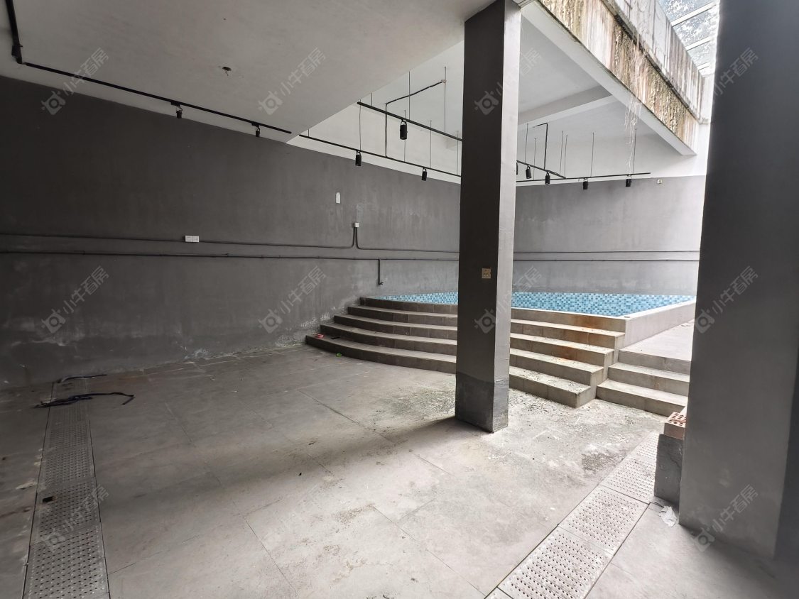 上海阳光城花满墅别墅区在售二手房源小区图_小牛看房