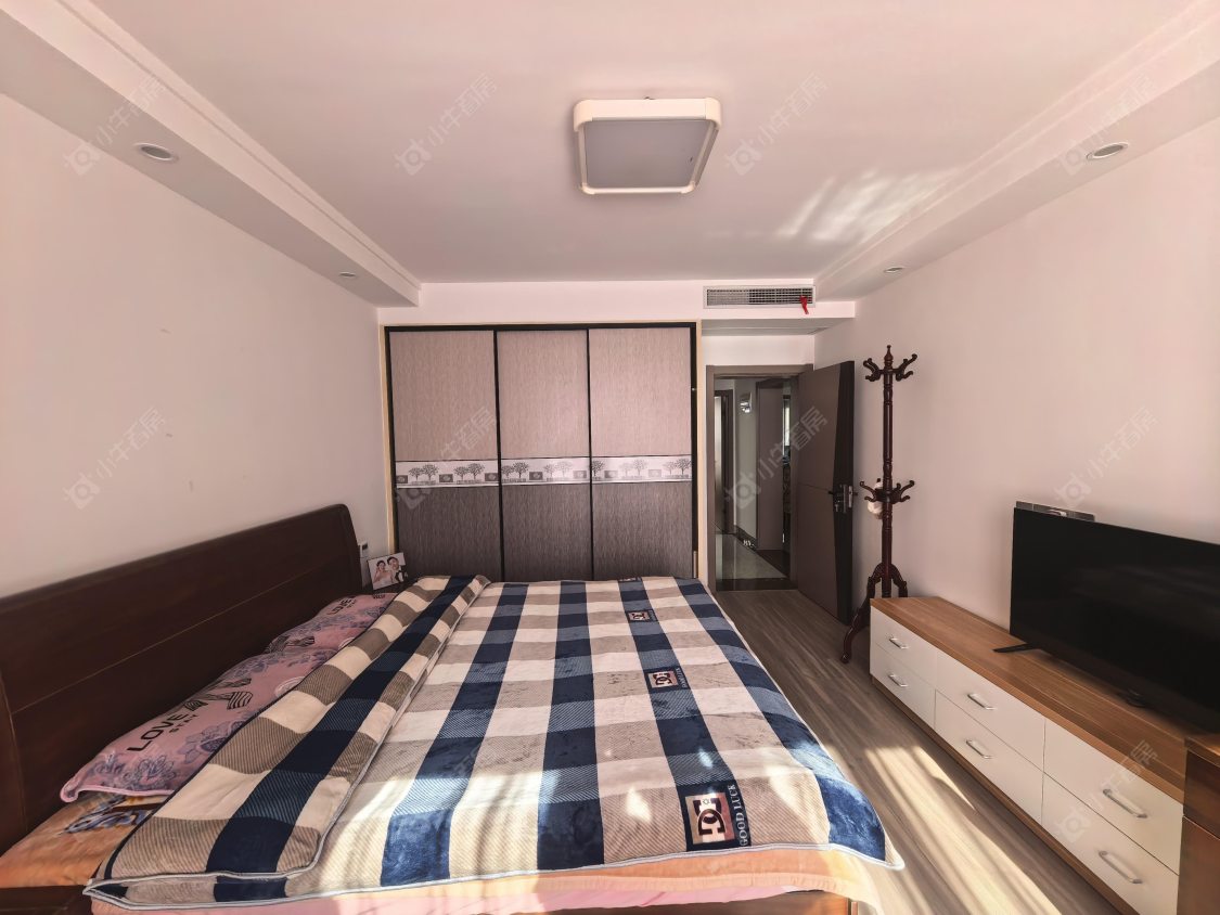 上海万科四季花城1166弄在售二手房源小区图_小牛看房