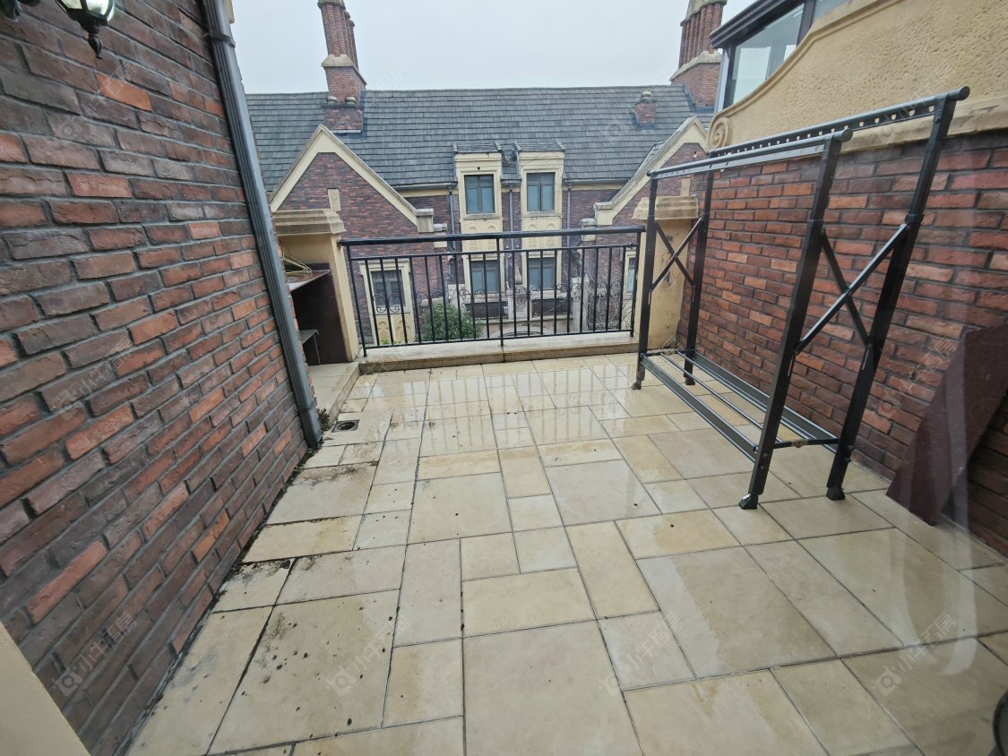 长泰东郊御园别墅区房源 上海长泰东郊御园别墅区在售二手房源_小牛看房