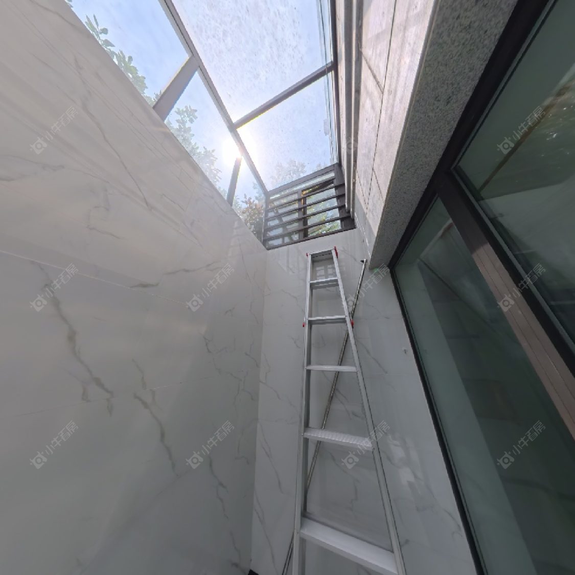 上海爱法奥朗新庄园在售二手房源小区图_小牛看房