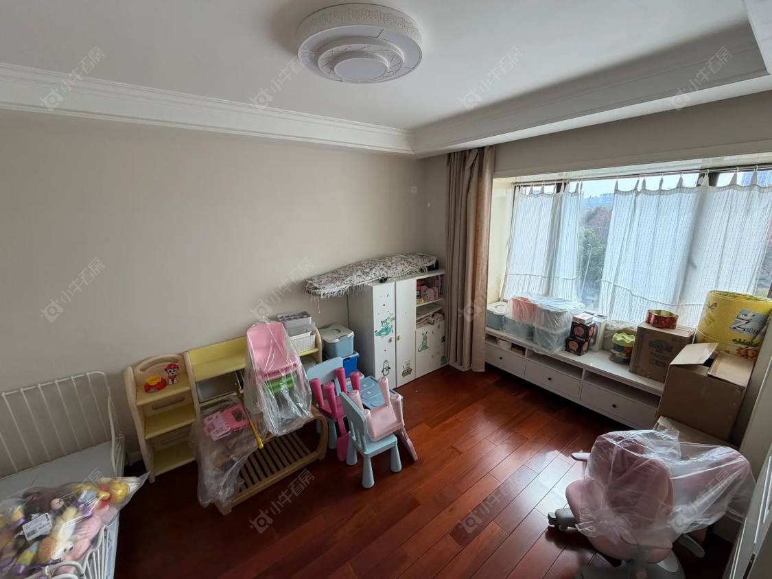 上海万业紫辰苑在售二手房源小区图_小牛看房