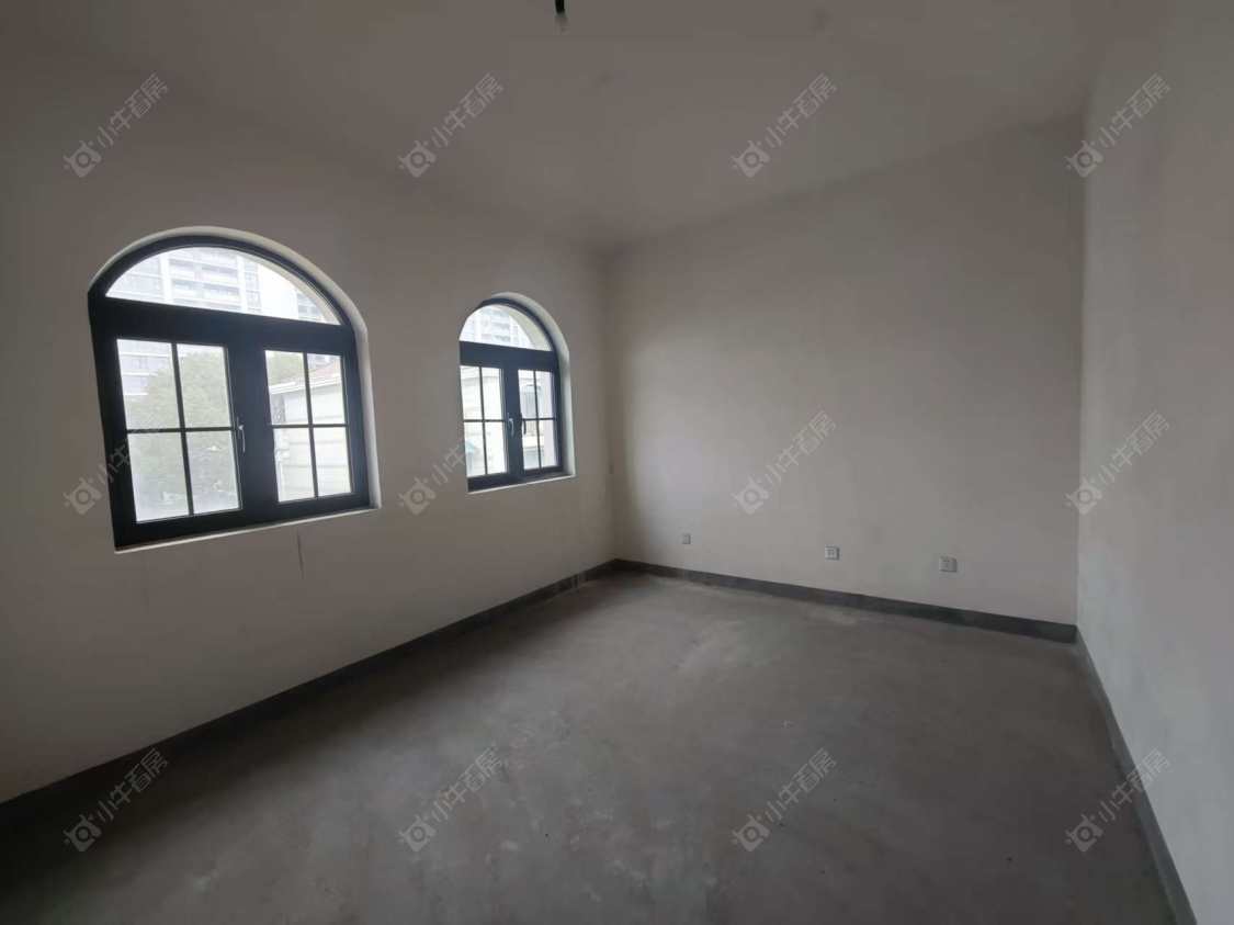 上海爱法奥朗新庄园在售二手房源小区图_小牛看房