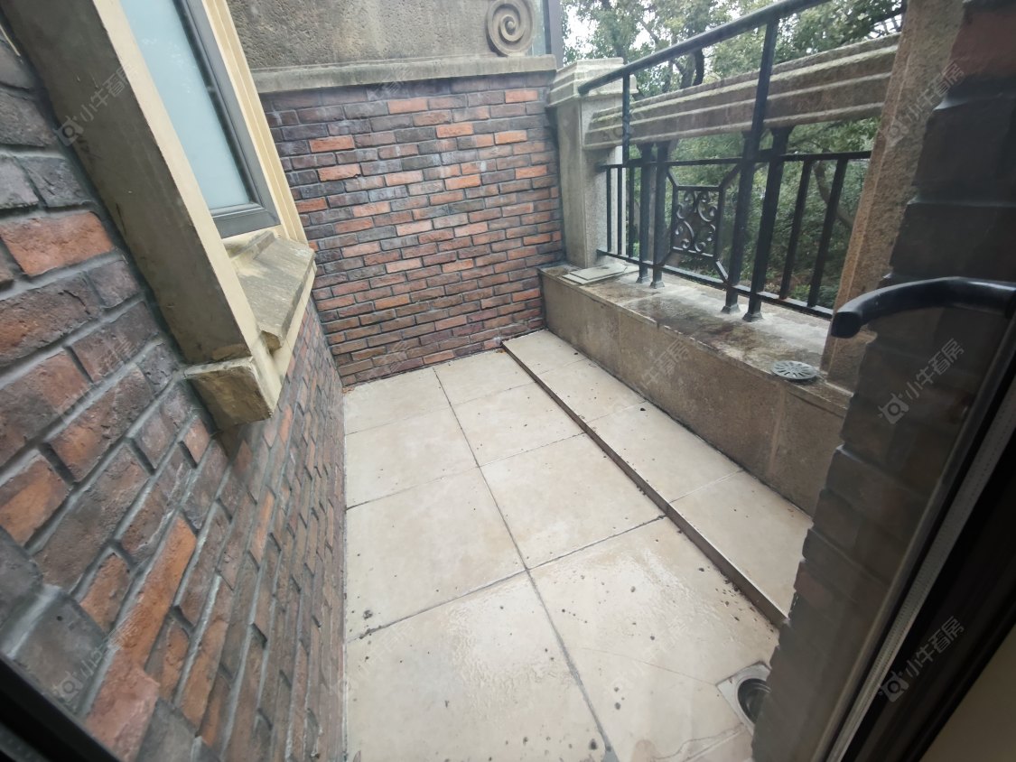 长泰东郊御园别墅区房源 上海长泰东郊御园别墅区在售二手房源_小牛看房