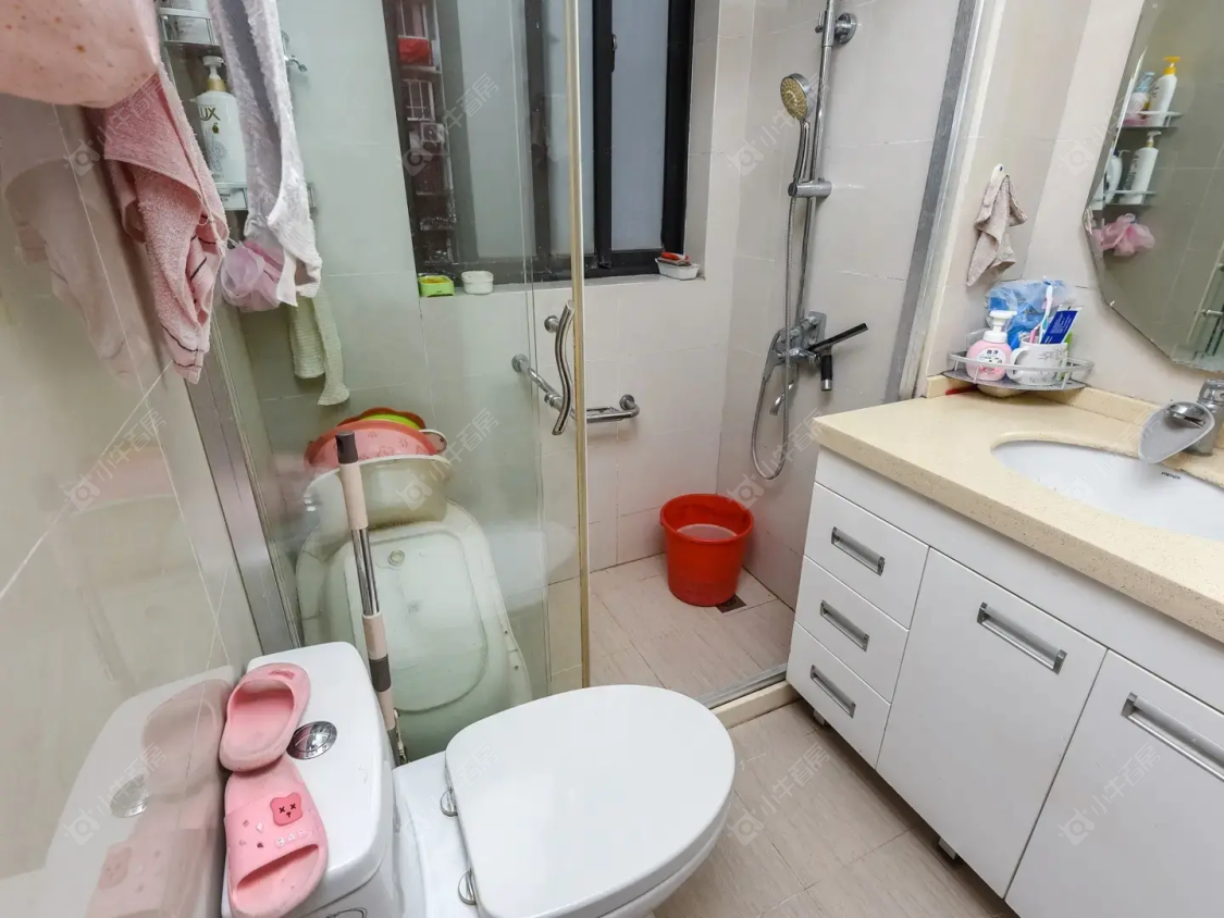 上海菊泉新城爱建顾园东区在售二手房源小区图_小牛看房