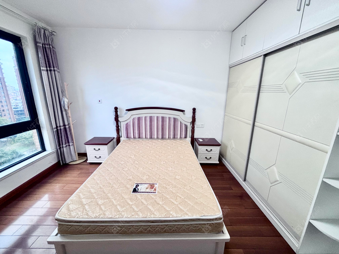 上海荣域飘鹰锦和花园在售二手房源小区图_小牛看房