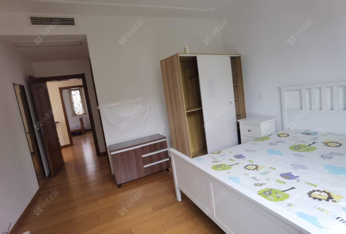 上海爱法奥朗新庄园在售二手房源小区图_小牛看房