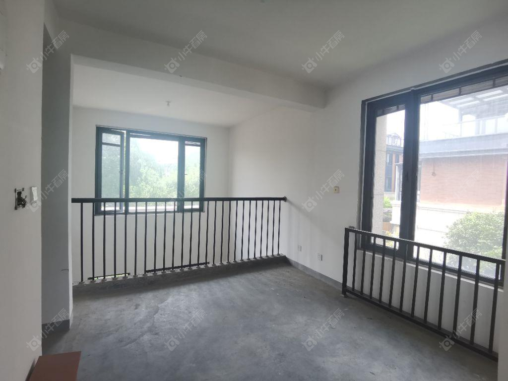 上海海上湾鹭居别墅区在售二手房源小区图_小牛看房