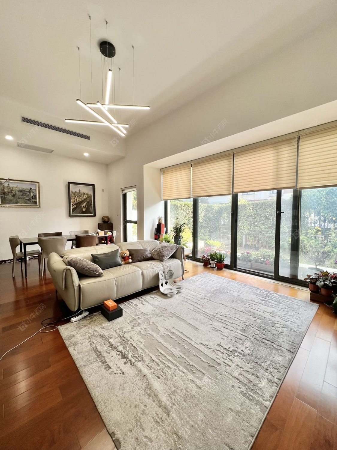 上海凯德林茵湖畔东区别墅区在售二手房源小区图_小牛看房