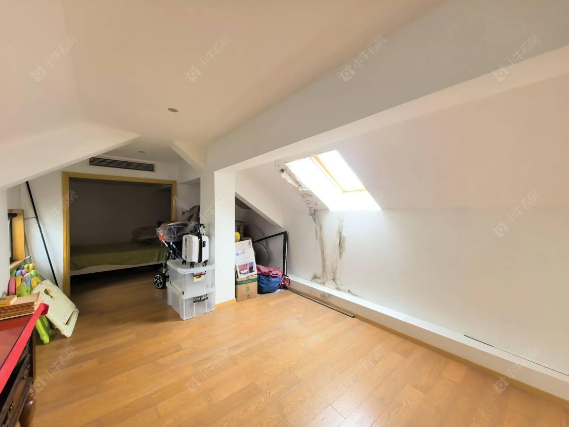 上海银亿领墅在售二手房源小区图_小牛看房